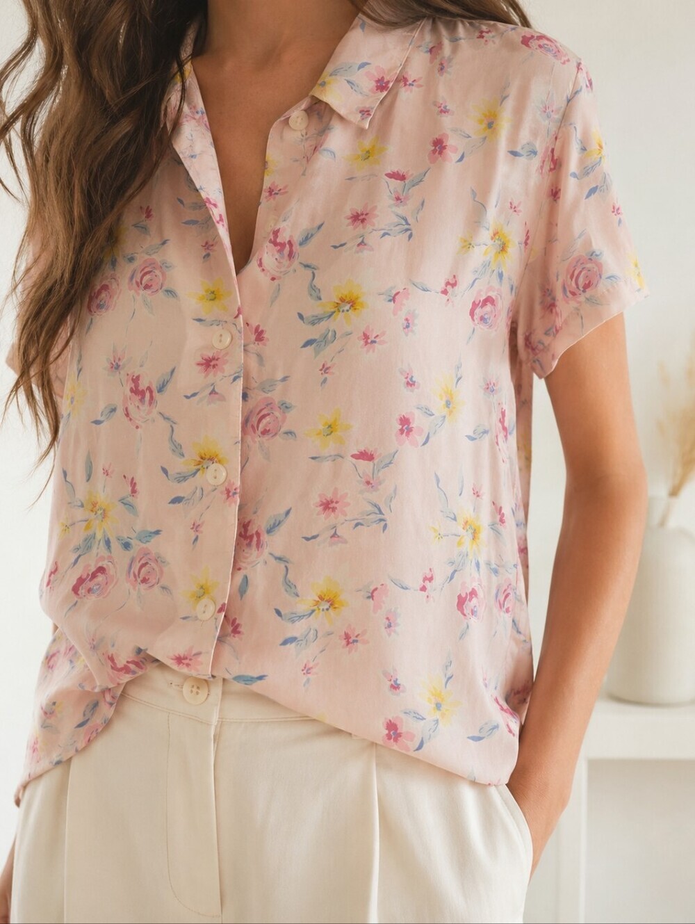 100% Silk Vintage Essential Needs Delicate Floral Button Front Blouse Large Pink